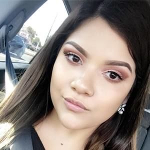 Meet your Posher, Tania